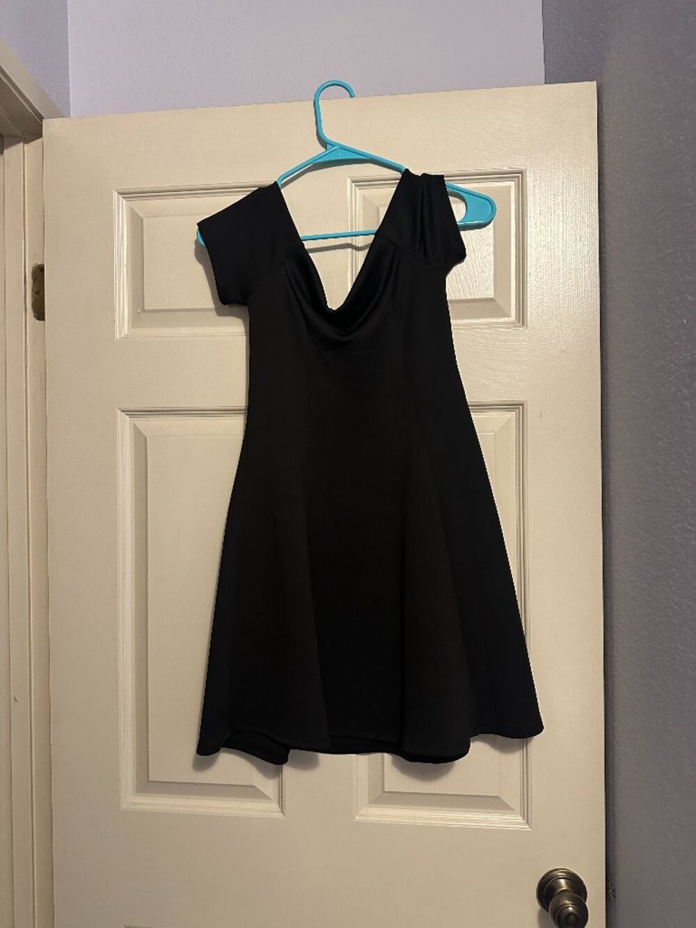 Forever 21 Short Off the Shoulder Black Dress - Size M